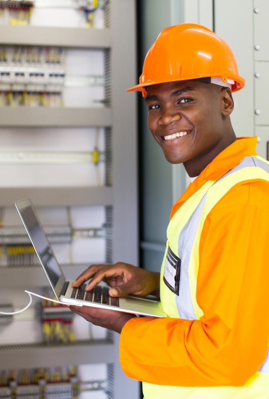 jeune_apprenti_electrotechnique_cfa