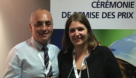 juline lacroix en photo avec philippe grün, directeur de socotec power services